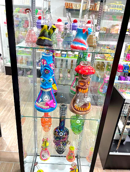Bud House Smoke & Vape Shop | East Point, GA | Vapes, Glass & More